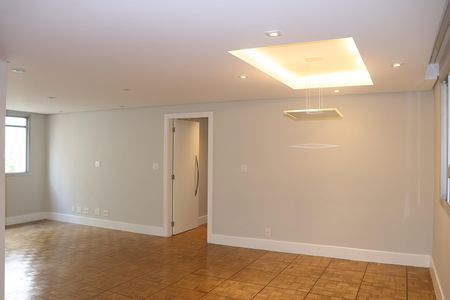 Apartamento para alugar com 118m², 3 quartos e 1 vagaSala
