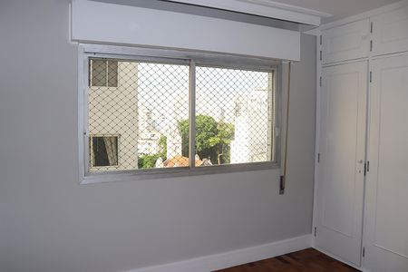 Apartamento para alugar com 118m², 3 quartos e 1 vagaDormitório 3