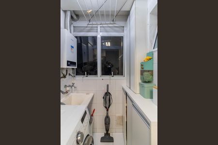 Apartamento à venda com 68m², 3 quartos e 1 vagaÁrea de Serviço