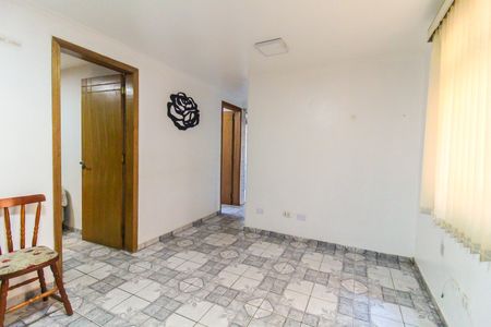 Sala de apartamento para alugar com 2 quartos, 50m² em Conjunto Habitacional Fazenda do Carmo, São Paulo