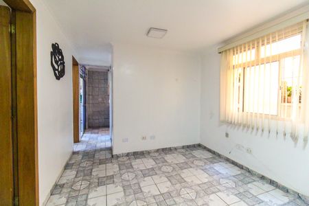 Sala de apartamento para alugar com 2 quartos, 50m² em Conjunto Habitacional Fazenda do Carmo, São Paulo