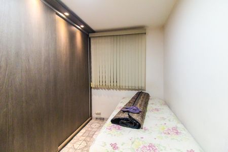 Quarto 1 de apartamento para alugar com 2 quartos, 50m² em Conjunto Habitacional Fazenda do Carmo, São Paulo