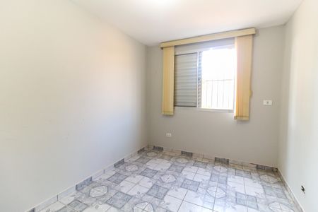 Quarto 2 de apartamento para alugar com 2 quartos, 50m² em Conjunto Habitacional Fazenda do Carmo, São Paulo