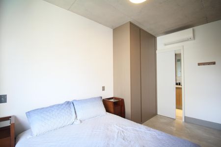 Apartamento à venda com 75m², 2 quartos e 2 vagasQuarto 