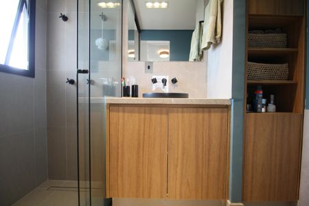 Apartamento à venda com 75m², 2 quartos e 2 vagasBanheiro 1