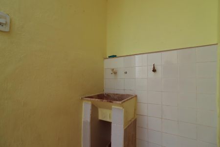 Casa à venda com 240m², 5 quartos e 2 vagasCasa 1 - Área de Serviço