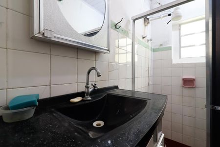 Casa à venda com 240m², 5 quartos e 2 vagasCasa 1 - Banheiro
