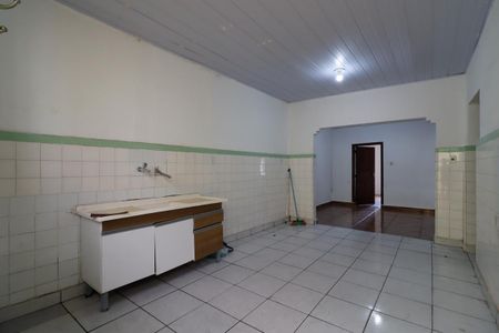 Casa à venda com 240m², 5 quartos e 2 vagasCasa 1 - Cozinha