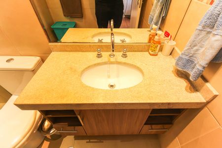 Apartamento à venda com 134m², 3 quartos e 2 vagasBanheiro da Suíte 2