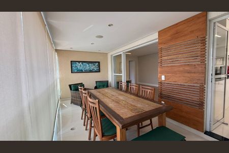 Apartamento à venda com 3 quartos, 107m² em Vila Lucia Elvira, São Paulo