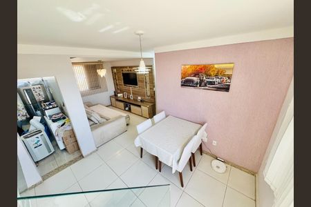 Apartamento à venda com 3 quartos, 120m² em Copacabana, Belo Horizonte