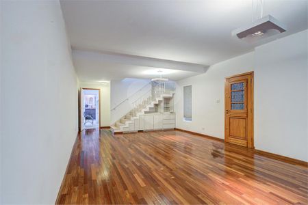 Casa à venda com 3 quartos, 178m² em Jardim Petropolis, São Paulo