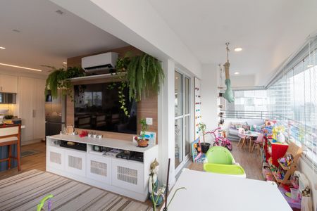 Sala de apartamento para alugar com 3 quartos, 85m² em Butantã, São Paulo