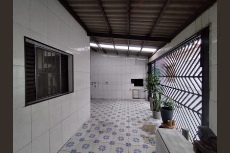 Garagem de casa à venda com 2 quartos, 126m² em Jardim Climax, São Paulo