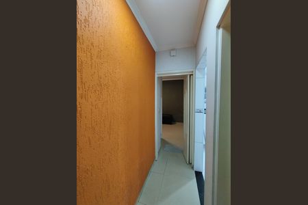 Corredor de casa à venda com 2 quartos, 126m² em Jardim Climax, São Paulo