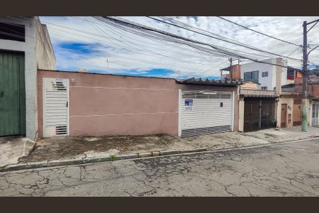 Casa à venda com 230m², 7 quartos e 2 vagasFachada