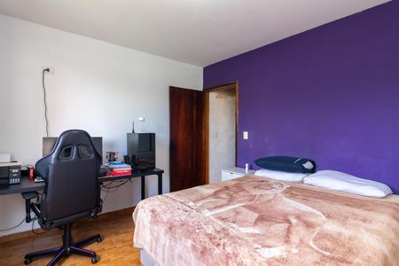 Casa à venda com 230m², 7 quartos e 2 vagasCasa 3 - Quarto 1