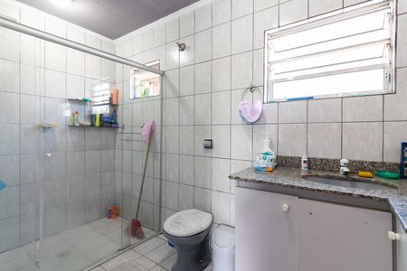 Casa à venda com 230m², 7 quartos e 2 vagasCasa 3 - Banheiro 1