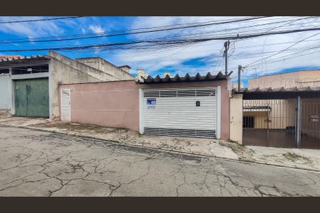 Casa à venda com 230m², 7 quartos e 2 vagasFachada