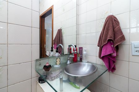 Casa à venda com 230m², 7 quartos e 2 vagasCasa 3 - Banheiro 2
