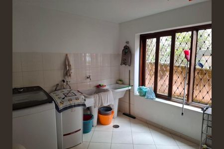 Casa à venda com 3 quartos, 400m² em Santo Amaro, São Paulo