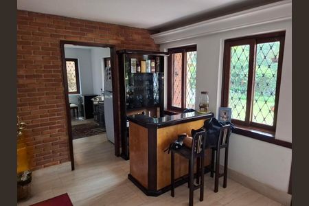 Casa à venda com 3 quartos, 400m² em Santo Amaro, São Paulo