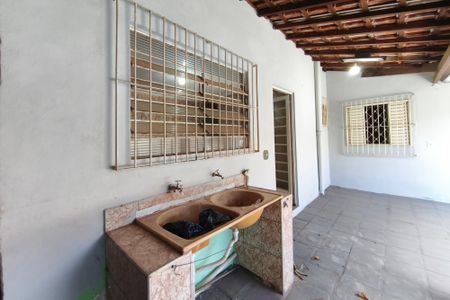 Casa para alugar com 180m², 2 quartos e 2 vagasÁrea de Serviço
