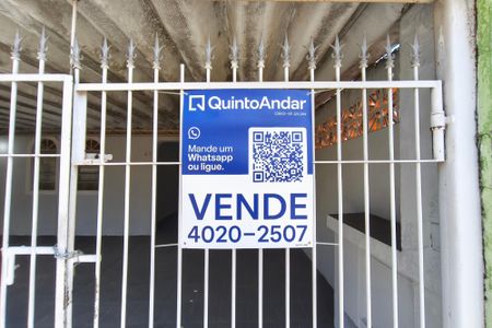 Casa para alugar com 180m², 2 quartos e 2 vagasPLACA INSTALADA NA FACHADA