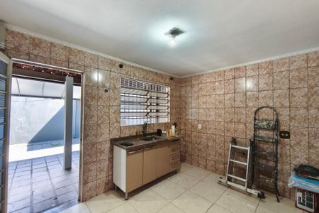 Casa para alugar com 180m², 2 quartos e 2 vagasCozinha