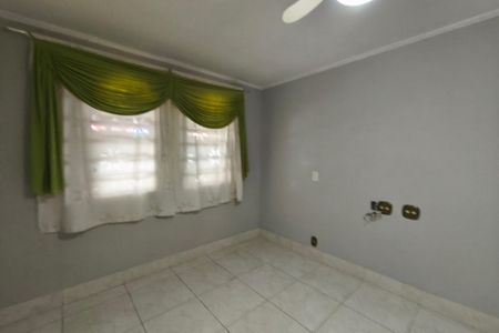 Sala de casa para alugar com 2 quartos, 180m² em Conjunto Habitacional Padre Anchieta, Campinas