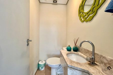 Casa de condomínio para alugar com 96m², 3 quartos e 3 vagasLavabo