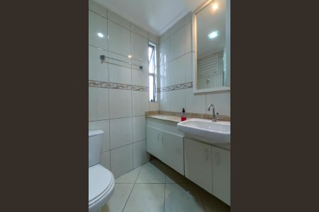 Apartamento à venda com 65m², 3 quartos e 1 vaga Apartamento à venda com 65m², 3 quartos e 1 vagaBanheiro