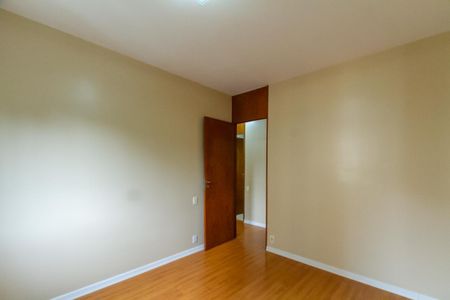 Apartamento à venda com 65m², 3 quartos e 1 vaga Apartamento à venda com 65m², 3 quartos e 1 vagaQuarto 2