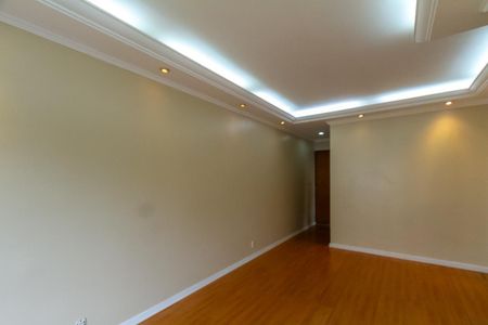 Apartamento à venda com 65m², 3 quartos e 1 vaga Apartamento à venda com 65m², 3 quartos e 1 vagaSala