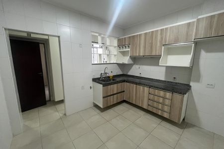 Apartamento para alugar com 110m², 3 quartos e 2 vagas Apartamento para alugar com 110m², 3 quartos e 2 vagasCozinha