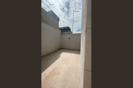 Casa de condomínio à venda com 125m², 3 quartos e 2 vagasÁrea externa