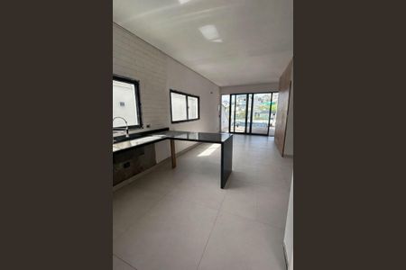 Casa de condomínio à venda com 125m², 3 quartos e 2 vagasCozinha