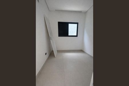 Casa de condomínio à venda com 125m², 3 quartos e 2 vagasQuarto