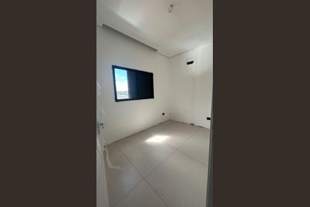 Casa de condomínio à venda com 125m², 3 quartos e 2 vagasQuarto