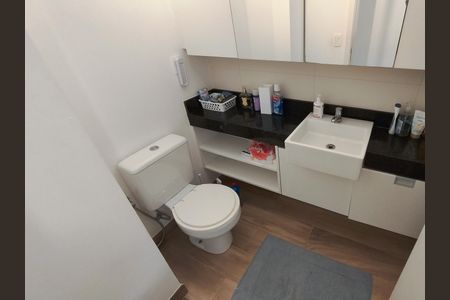 Studio à venda com 50m², 1 quarto e 1 vaga Studio à venda com 50m², 1 quarto e 1 vagaBanheiro