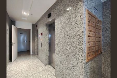 Studio à venda com 50m², 1 quarto e 1 vaga Studio à venda com 50m², 1 quarto e 1 vagaFachada e portaria