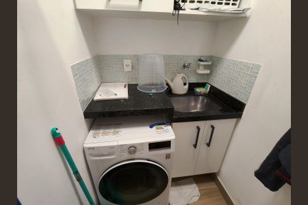 Studio à venda com 50m², 1 quarto e 1 vaga Studio à venda com 50m², 1 quarto e 1 vagaÁrea de Serviço