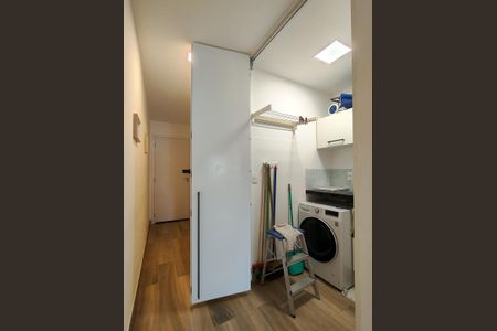 Studio à venda com 50m², 1 quarto e 1 vaga Studio à venda com 50m², 1 quarto e 1 vagaÁrea de Serviço