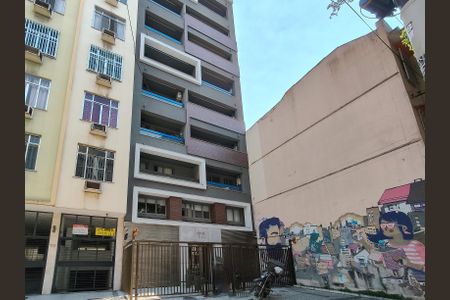 Studio à venda com 50m², 1 quarto e 1 vaga Studio à venda com 50m², 1 quarto e 1 vagaFachada e portaria