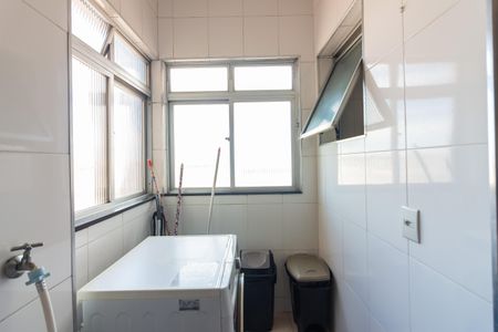 Apartamento à venda com 65m², 2 quartos e 2 vagasÁrea de Serviço 