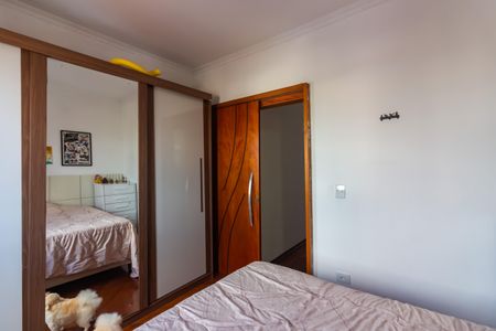 Apartamento à venda com 65m², 2 quartos e 2 vagasQuarto 2