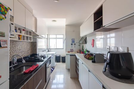 Apartamento à venda com 65m², 2 quartos e 2 vagasCozinha