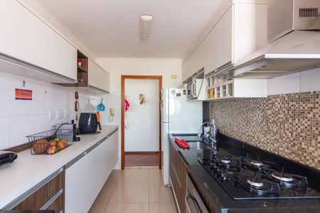 Apartamento à venda com 65m², 2 quartos e 2 vagasCozinha