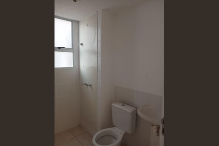 Banheiro 1 de apartamento para alugar com 2 quartos, 49m² em Santa Cruz, Rio de Janeiro