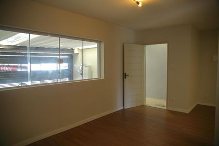 Casa à venda com 181m², 3 quartos e 2 vagasSala